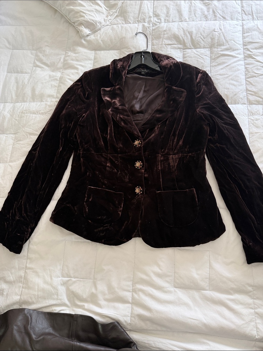 Women's Velvet Tailored Blazer Jacket in Dark Brown